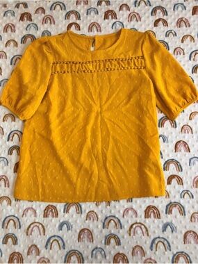 Emery Rose Mustard Yellow Puff Sleeve Swiss Dot Top Medium